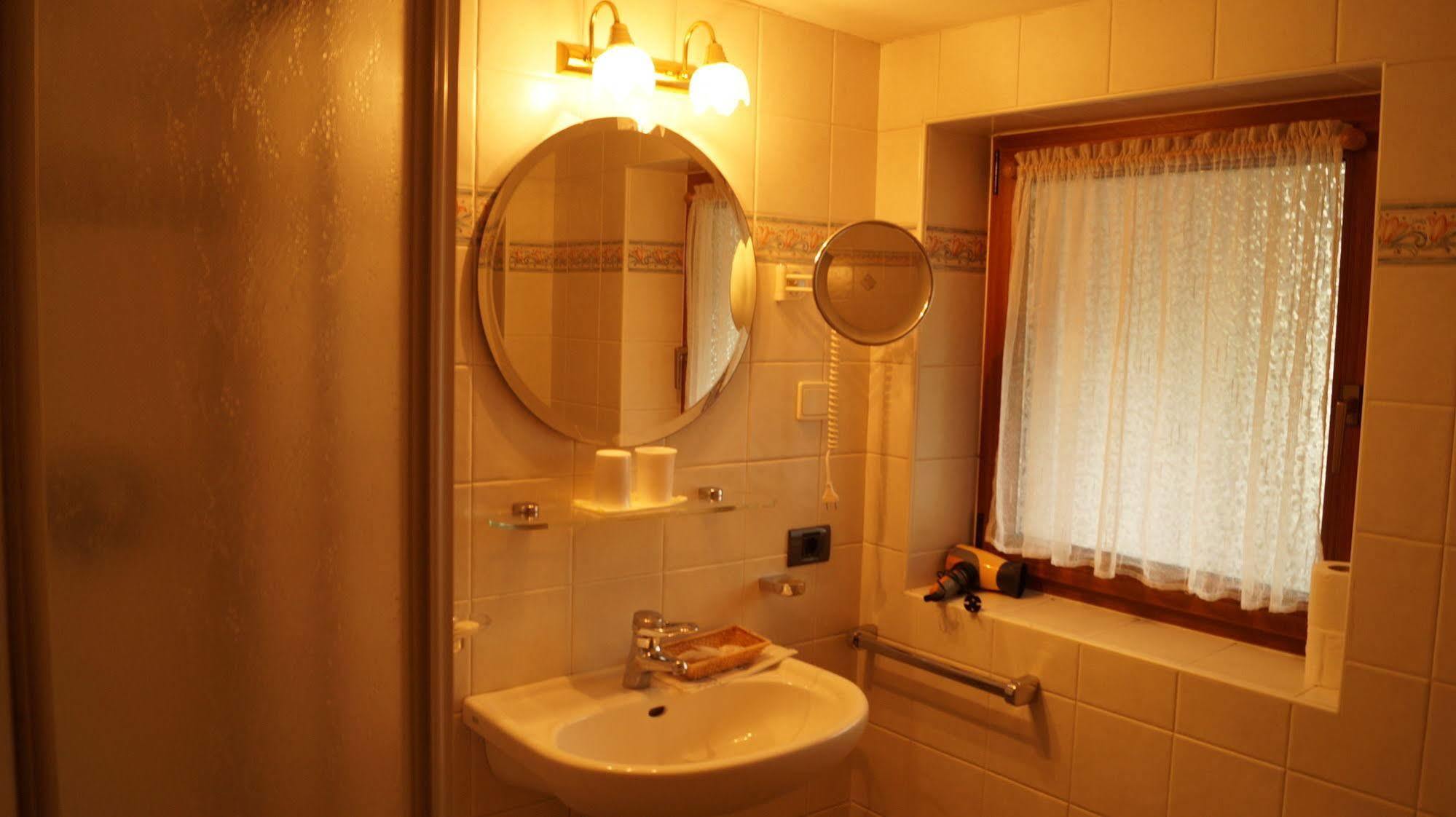 Hotel Schwarzbachhof Lutago Ngoại thất bức ảnh
